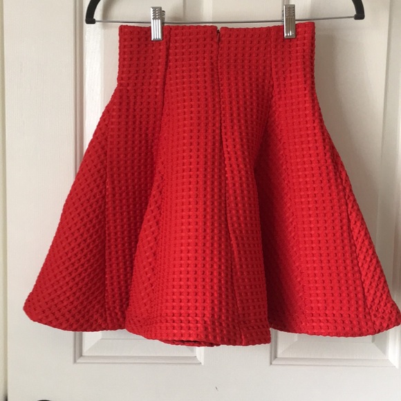 MAJE JAMILA WAFFLE KNIT PLEATED SKIRT RED SIZE 36 - Picture 4 of 8
